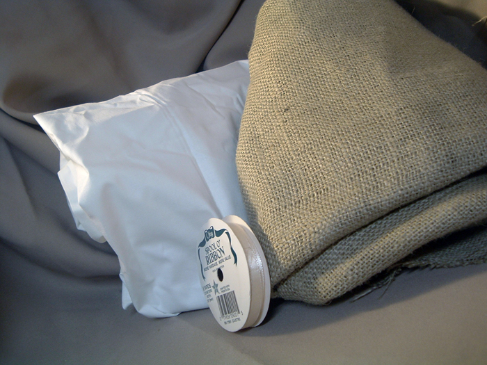 Make these burlap and ribbon pillows for your home with this craft tutorial. A fun way to get the Pottery Barn look in your home!