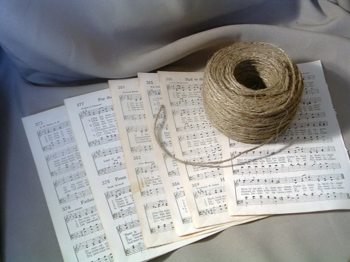 These simple sheet music rolls will look great in your home decor.