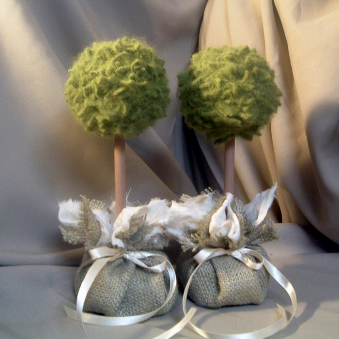 Make topiaries from a sweater with this quick and easy craft tutorial!