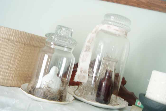 Make a DIY cloche for your home in just minutes!  This inexpensive craft idea is perfect for any home decor!