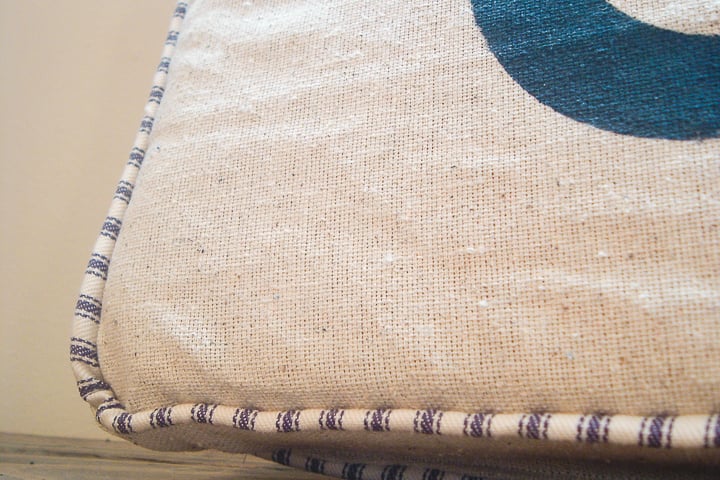 how to sew a farmhouse pillow