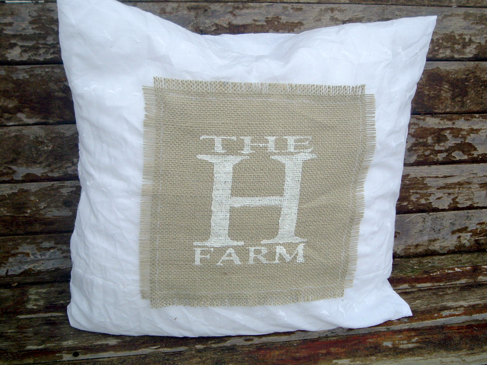 Burlap and Lace Pillow Tutorial The Country Chic Cottage
