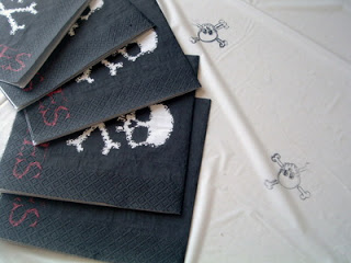 black skull and crossbones napkins