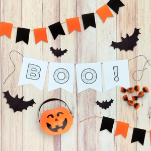 Easy Halloween Banner Printable by Pineapple Paper Co