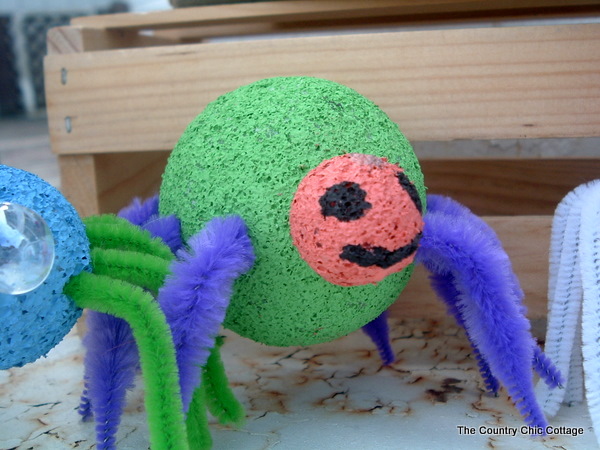 green styrofoam spider craft