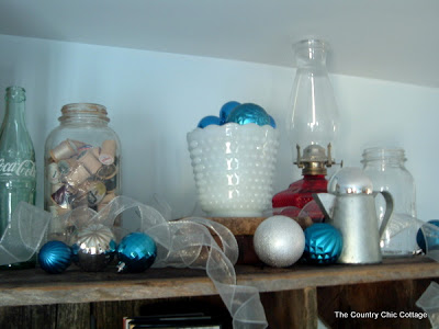 blue and white Christmas decor