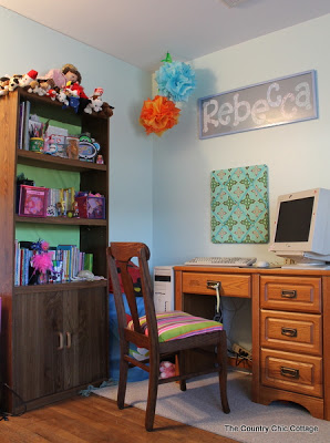 teen girls room