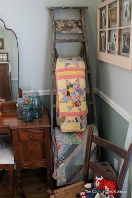 Vintage Ladder as a Quilt Ladder