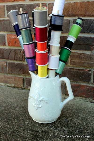 sewing thread organization for spools of thread