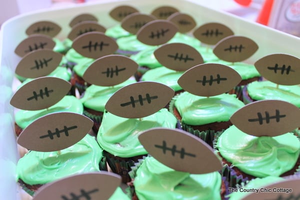 football cupcakes Assembling football cupcakes.
