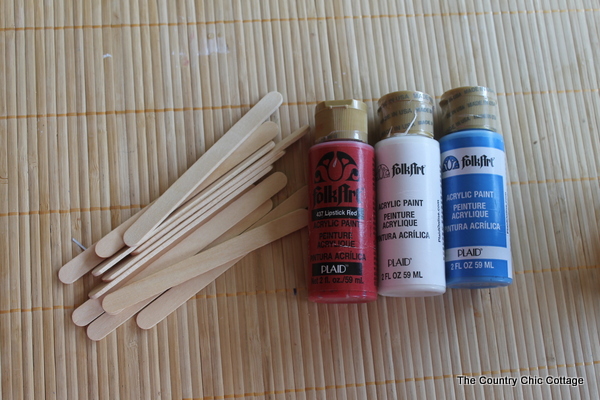 July 4th wreath decor popsicle sticks and paint