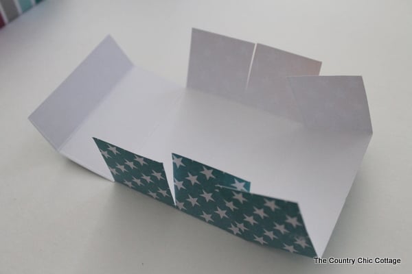 Folded sides using cardstock and straight edge