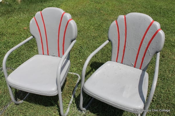 spray painting metal chairs