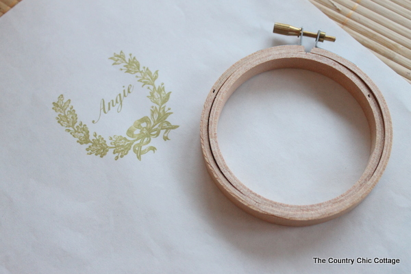 embroidery hoop place card