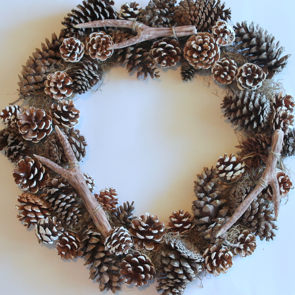 faux antler wreath from the pottery barn faux antlers added to wreath