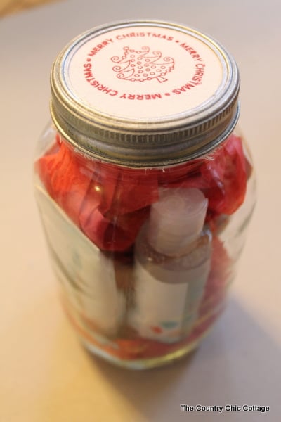 printed fabric on gift jar lid