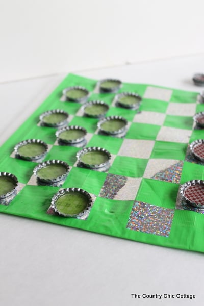 DIY Travel Bottle Cap Checkers