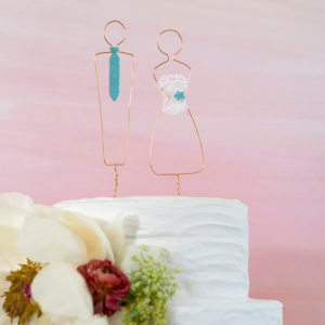 DIY Wire Wrapped Cake Topper by Something Turquoise