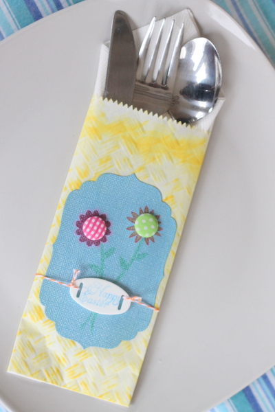 Handmade Utensil Pouch for your Easter Table from The Country Chic Cottage Handmade Utensil Pouch for your Easter Table from The Country Chic Cottage