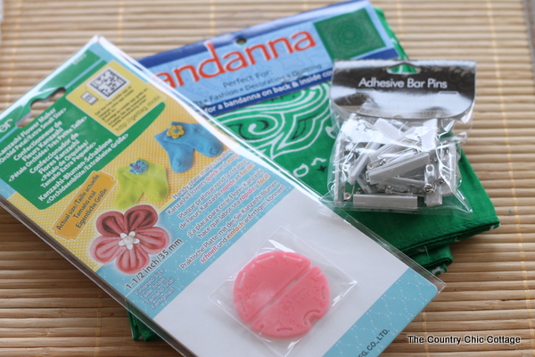 supplies to make a Green Kanzashi Flower Pin