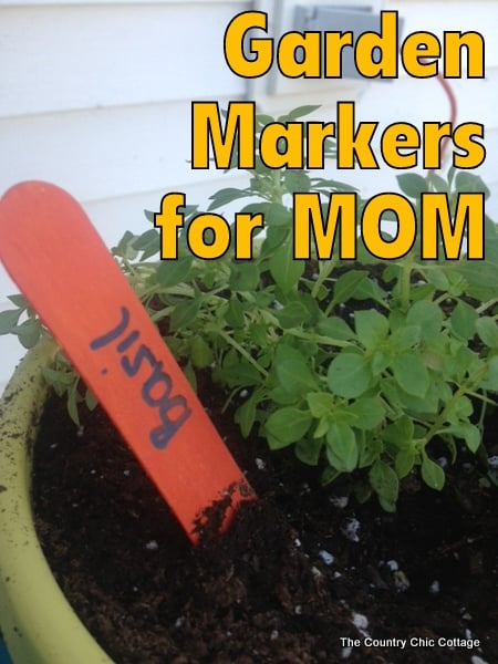 Chalkboard or Permanent Herb Garden Markers that kids can easily make for mom! DIY plant markers pin image