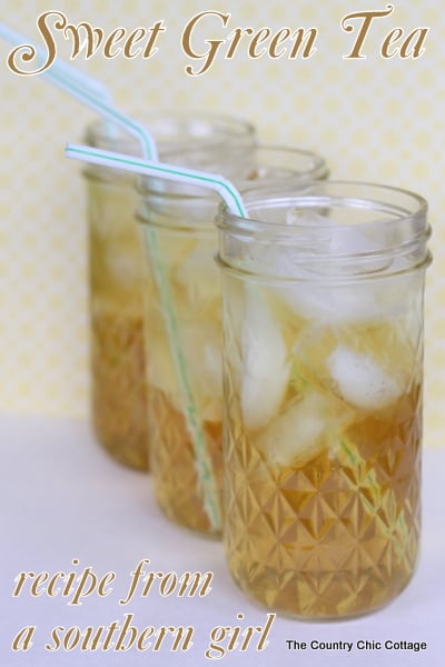 Great sweet green tea recipe from a southern girl -- she says her entire family loves to drink it! Great sweet green tea recipe from a southern girl -- she says her entire family loves to drink it!