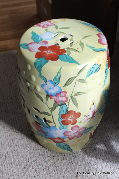 Spray paint a garden stool for a Ballard knock off -- perfect for your summer decor! Spray paint a garden stool for a Ballard knock off -- perfect for your summer decor!