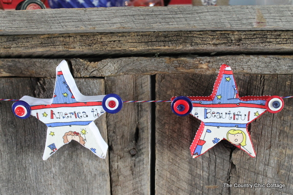 Button and Star Patriotic Garland - Angie Holden The Country Chic Cottage