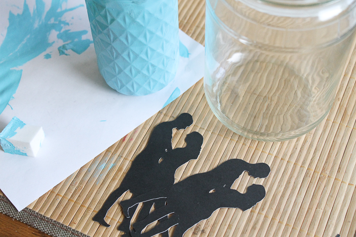 Cutting couple silhouettes with your Cricut machine 