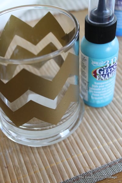 Chevron Beach Themed Candle Holders -- use glass paints to create these great candle holders in minutes. Bring a bit of the beach indoors this summer and add a nautical flair to your decor. Plus there is also a $200 giveaway to enter in this post! 