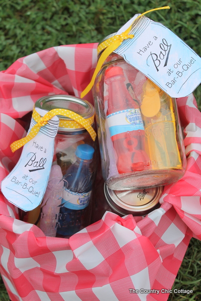 Mason Jar BBQ Party Favors plus the Ultimate Backyard BBQ 