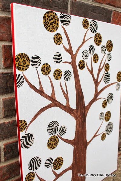 DIY Modern Tree Art -- make your own modern wall art with a few supplies! A great safari themed way to liven up any room!