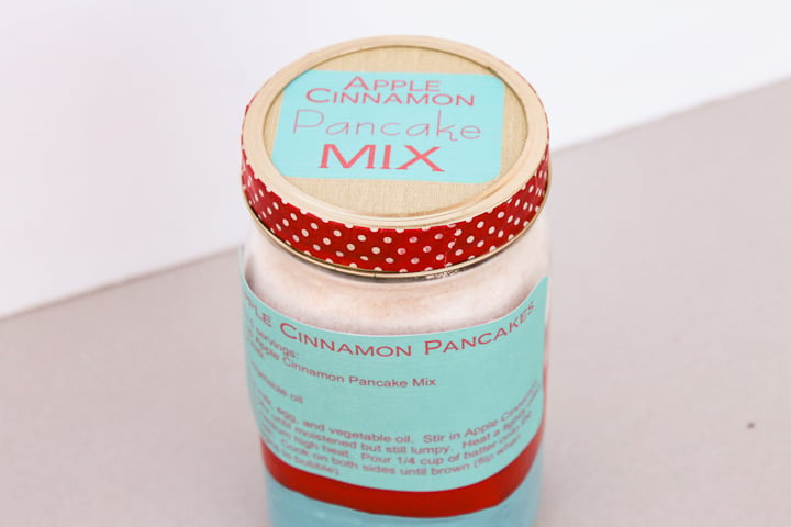 pancake mix gift idea with downloadable labels on the jar