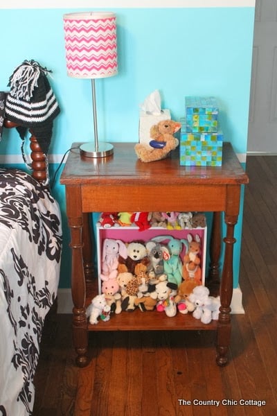 A fun and colorful teen room reveal with tons of DIY ideas. A great room on a budget with ideas for everyone! A fun and colorful teen room reveal with tons of DIY ideas. A great room on a budget with ideas for everyone!