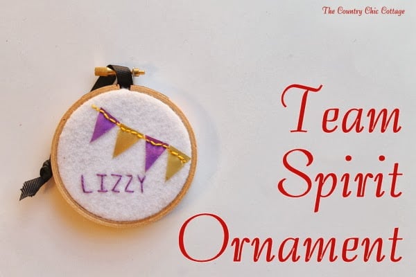 Handmade Gift Idea: 8 hoop ornaments that can be given as gifts this year. Ideas for everyone on your Christmas list. Team Spirit Ornament