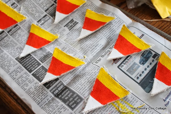 Trick or Treat Halloween Wreath -- a quick and easy candy corn wreath for your Halloween decor.