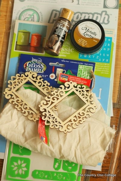 DIY Gold Frame Ornament -- an easy ornament that will look elegant on any tree this holiday season. Click the picture to learn how to make your own. DIY Gold Frame Ornament -- an easy ornament that will look elegant on any tree this holiday season. Click the picture to learn how to make your own.