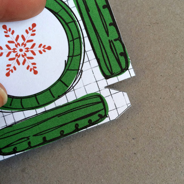 Printable Mason Jar Gift Boxes -- print and fold these FREE gift boxes to give all of your holiday gifts in style! closeup of cut out mason jar gift box template