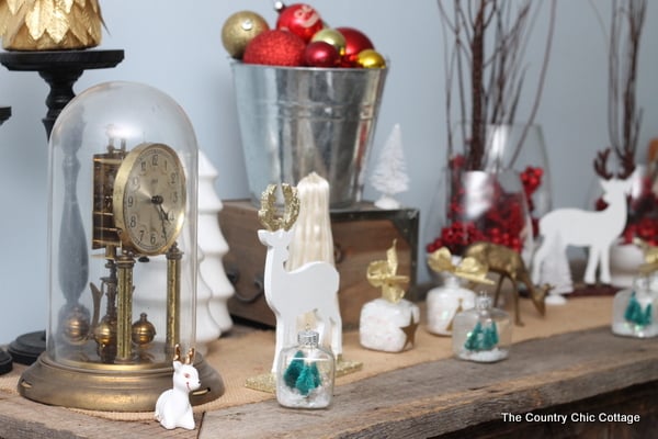 The Country Chic Cottage Christmas Home Tour 2013 -- a rustic country farmhouse home tour with tons of pictures you don't want to miss. The Country Chic Cottage Christmas Home Tour 2013 -- a rustic country farmhouse home tour with tons of pictures you don't want to miss.