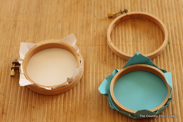 Embroidery Hoop Art -- use paper to create amazing embroidery hoop art with this easy to follow craft tutorial. Embroidery Hoop Art -- use paper to create amazing embroidery hoop art with this easy to follow craft tutorial.
