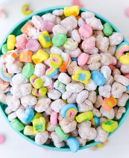 lucky charms muddy buddies