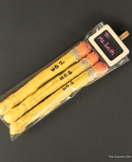Candy Covered Pretzel Pencils for Teacher Appreciation Week -- make these fun pretzel pencils in just minutes!