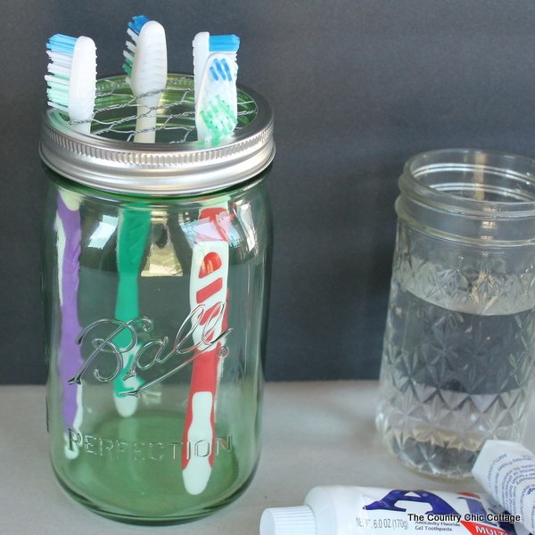 DIY Mason Jar Bathroom Set: Make Your Own - Angie Holden The Country Chic  Cottage