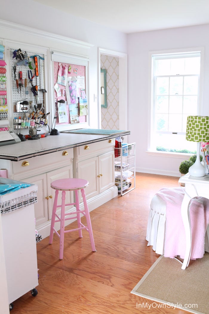 Organized Craft Room Tours -- tours of fabulous craft rooms with tons of ideas for organization.