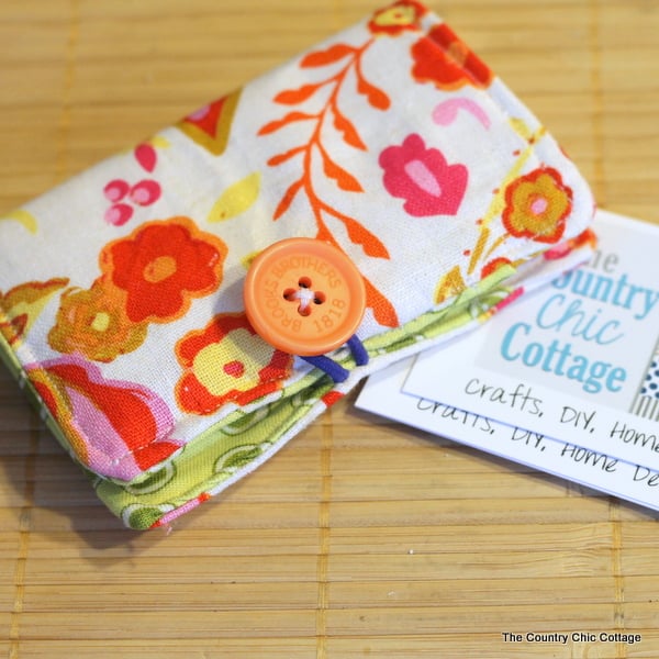 DIY Business Card Holder -- make your own business card holder with fun fabrics and a button.