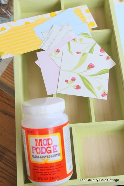 Spring Printer's Tray -- a perfect way to decorate for Spring -- I love the colors in this project!