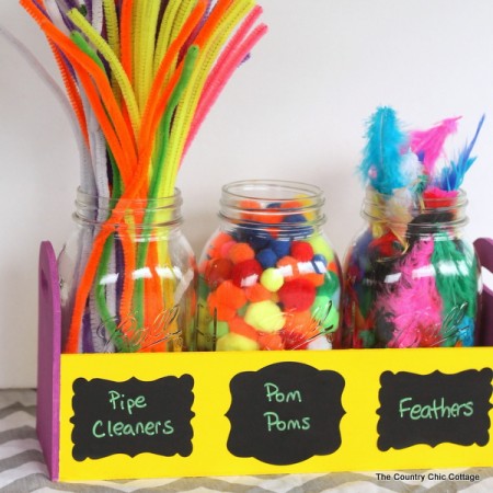 Mason Jar Craft Supply Organizer -- make this organizer quickly and get your craft supplies in order!