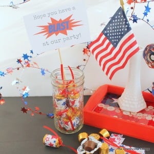 Rolo Firecracker Party Favors - idée parfaite à offrir lors de votre fête du 4 juillet.