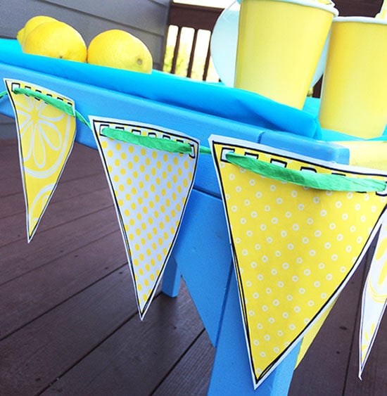 Printable pennant garland for your lemonade stand