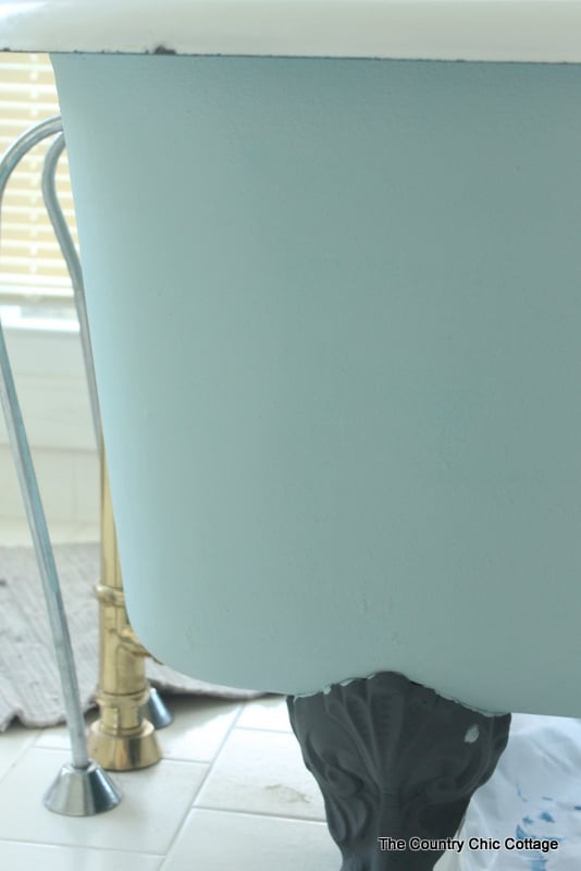 Painting a Claw Foot Tub in blue